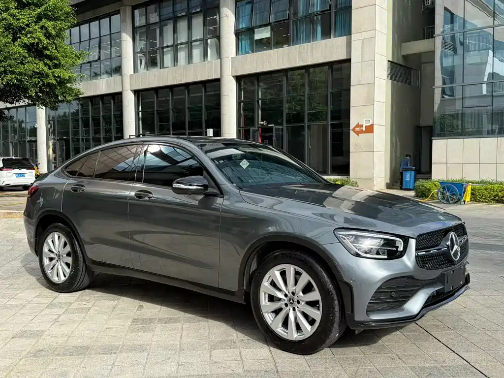 Mercedes-Benz GLC Coupe 2020 GLC 260 4MATIC Coupe SUV купить на сайте DeffCars