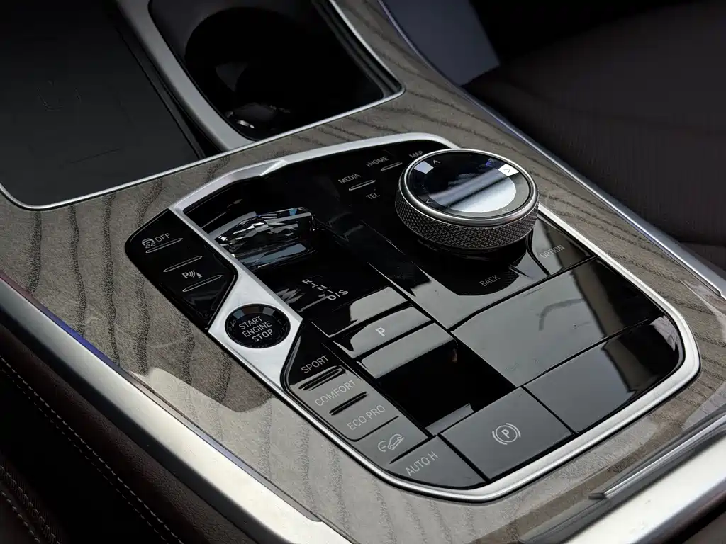 BMW X5 2023 xDrive 40Li M Sports Night Package купить на сайте DeffCars
