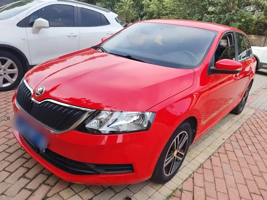 Xindong 2019 facelift 1.5L automatic standard version National V купить на сайте DeffCars