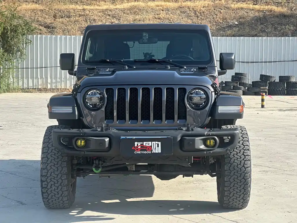 Wrangler 2019 2.0T Sahara four-door version National V купить на сайте DeffCars