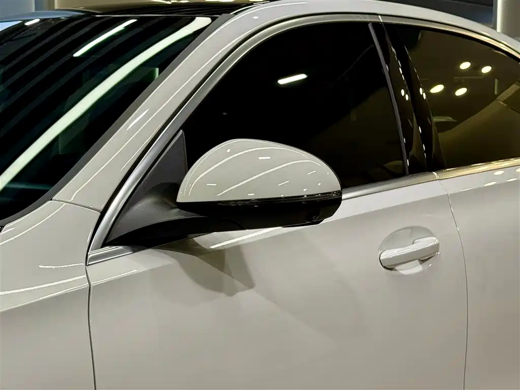 Mercedes-Benz C-Class 2025 facelift C 260 L sports version купить на сайте DeffCars