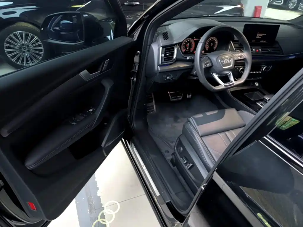Audi Q5L 2023 40T luxury and dynamic model купить на сайте DeffCars