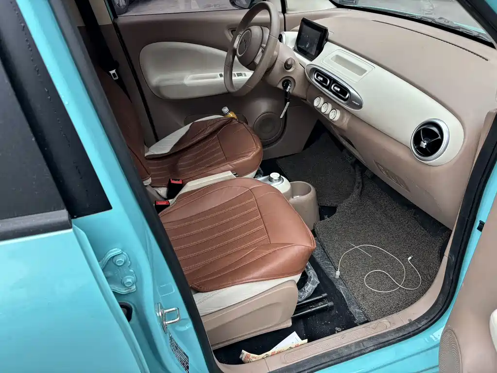Hongguang MINIEV 2025 fourth generation four-door version advanced model купить на сайте DeffCars