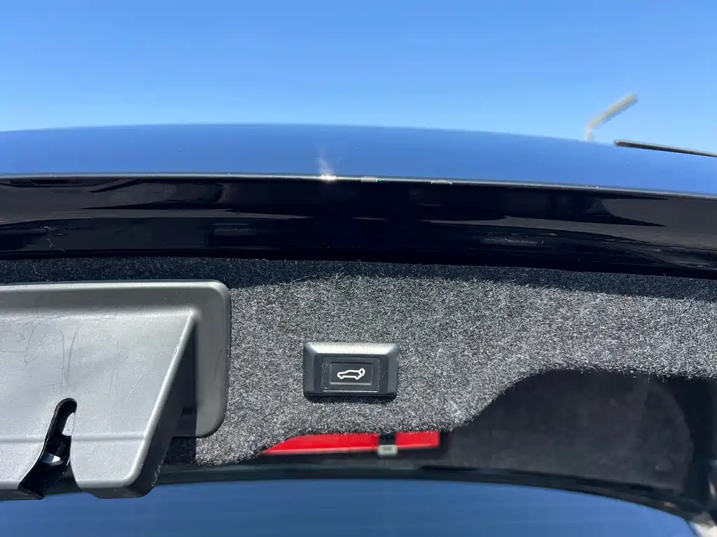 Volvo S90 2021 B5 Zhiyi Luxury Edition купить на сайте DeffCars