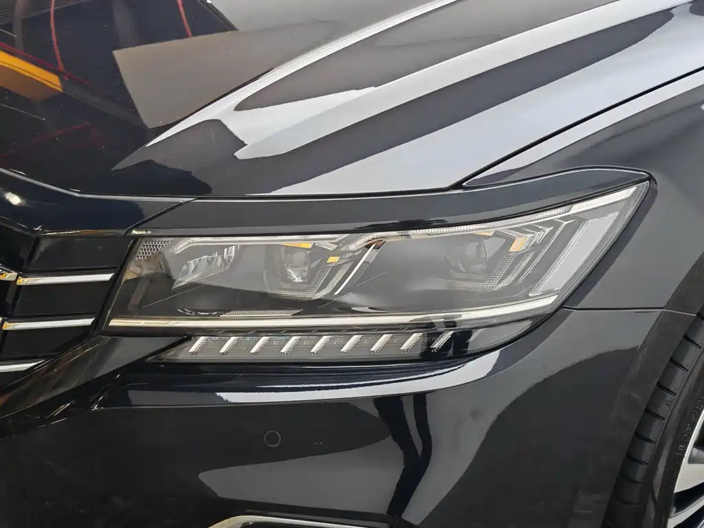 Passat 2020 330TSI Luxury Edition National V купить на сайте DeffCars
