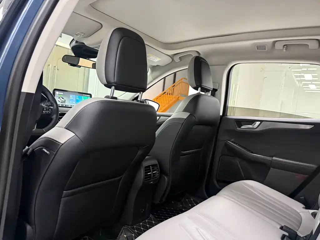 Ruiji 2020 EcoBoost 245 two-wheel drive leisure model купить на сайте DeffCars