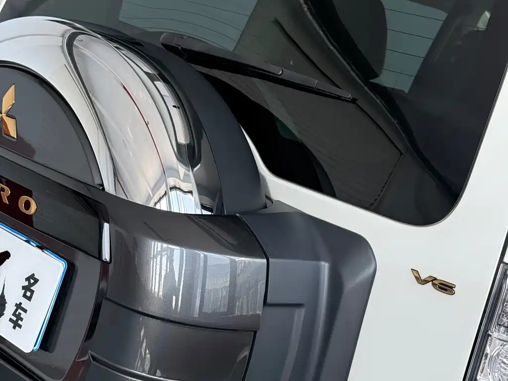 Pajero imported 2020 3.0L automatic premium version купить на сайте DeffCars