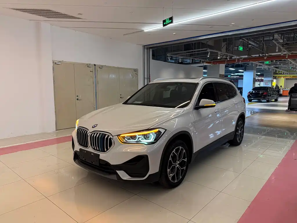 BMW X1 2022 sDrive20Li Fashion Model купить на сайте DeffCars