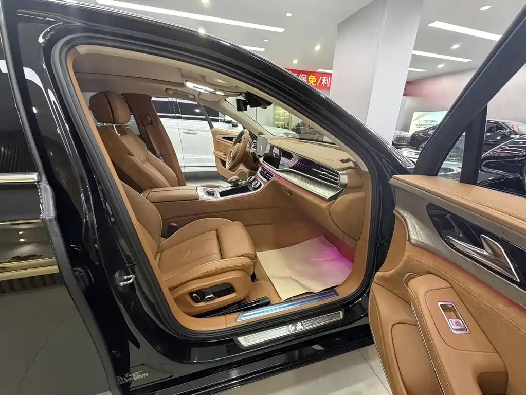 Hongqi H9 2020 2.0T Zhilian Flagship Edition купить на сайте DeffCars