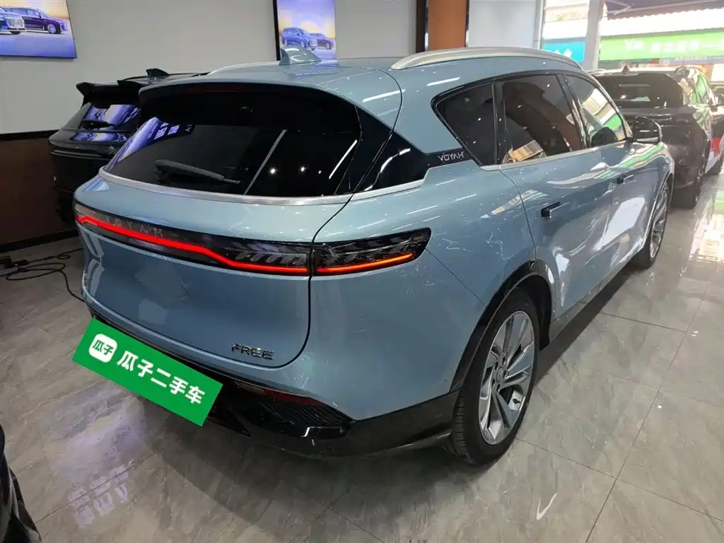 Lantu FREE 2021 four-wheel drive pure electric first commemorative edition exclusive luxury package купить на сайте DeffCars