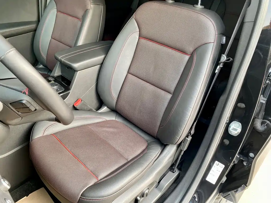 Trailblazer 2022 mild hybrid 650T RS Twin-Clutch four-wheel drive 7-seat engine version купить на сайте DeffCars