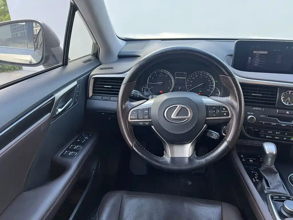 Lexus RX 2016 300 four-wheel drive elegant version National V купить на сайте DeffCars