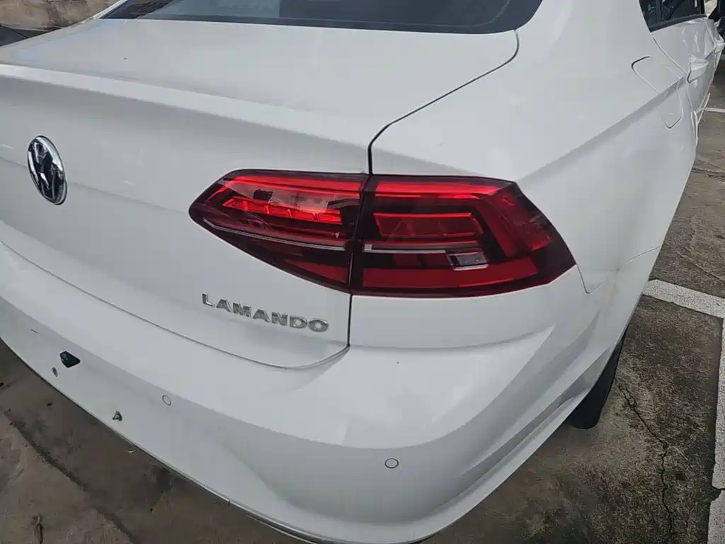 Lamando 2021 230TSI DSG Fashion Edition купить на сайте DeffCars