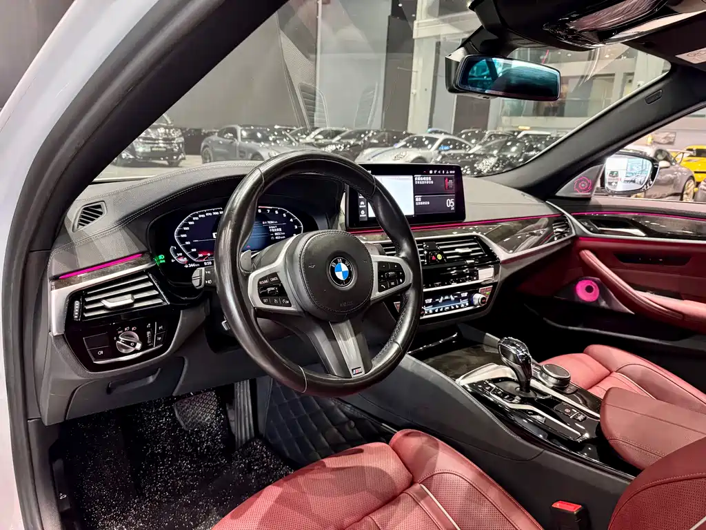 BMW 5 Series 2022 Facelift 530Li Exclusive M Sports Package купить на сайте DeffCars