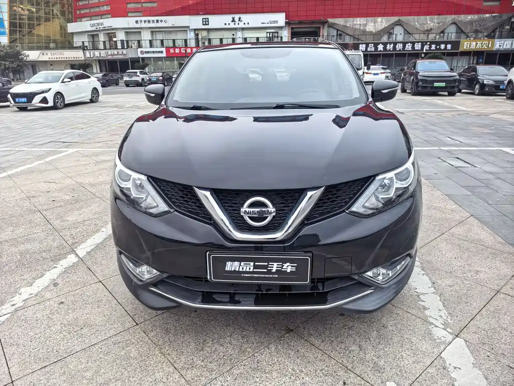 Qashqai 2017 2.0L CVT Elite Edition National V купить на сайте DeffCars