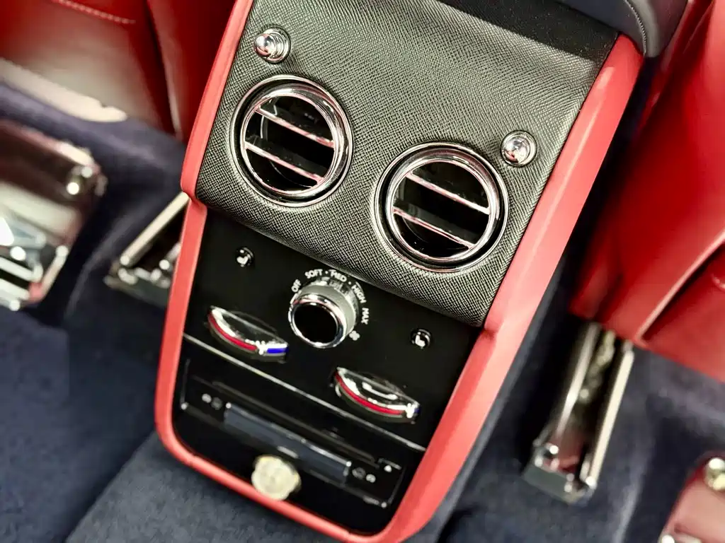 Cullinan 2018 five-seater version купить на сайте DeffCars