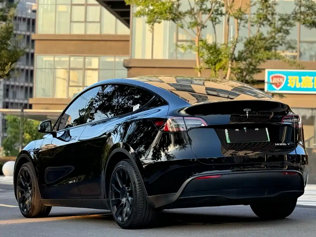Model Y 2022 rear-wheel drive version купить на сайте DeffCars