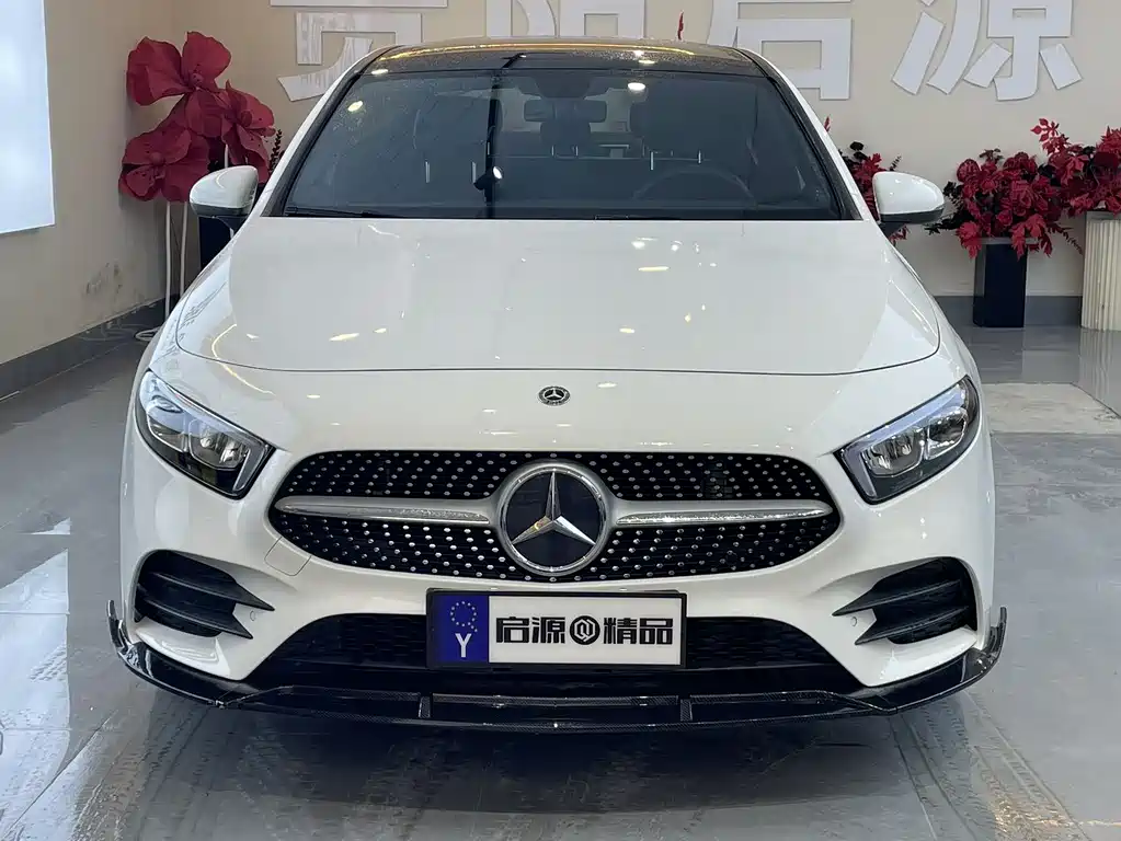 Mercedes-Benz A-Class 2020 A 200 L Sports Sedan купить на сайте DeffCars