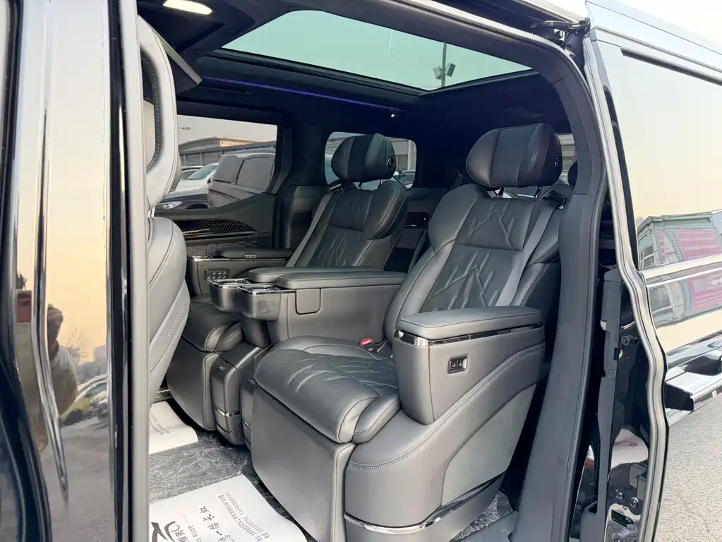 Jikrypton 009 2024 six-seater executive version four-wheel drive 108kWh купить на сайте DeffCars