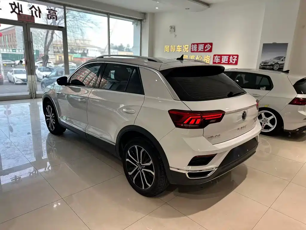 T-ROC 2021 280TSI DSG two-wheel drive comfortable and connected 30th anniversary commemorative edition купить на сайте DeffCars