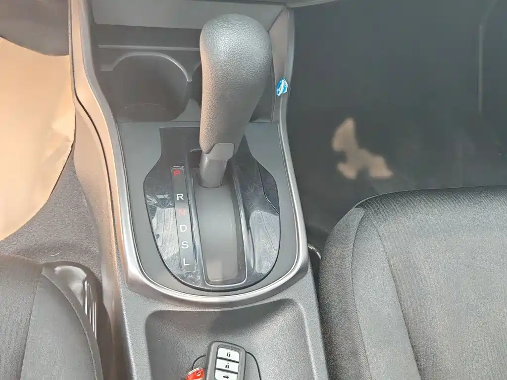 Fengfan 2017 1.5L CVT Deluxe Edition купить на сайте DeffCars