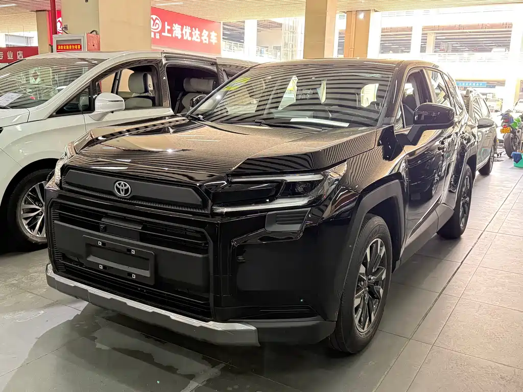 RAV4 Rongfang 2026 Dual Engine 2.0L Two-wheel drive Deluxe Edition купить на сайте DeffCars