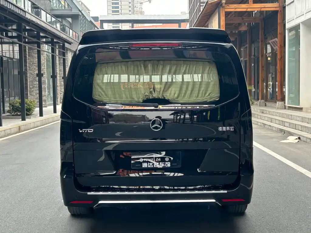 Vito 2023 2.0T Business Edition 7 seats купить на сайте DeffCars