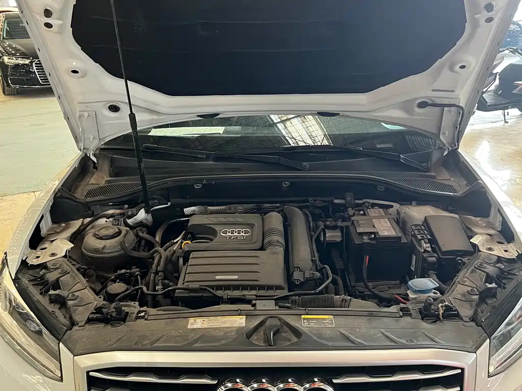 Audi Q2L 2021 35 TFSI fashionable and dynamic купить на сайте DeffCars