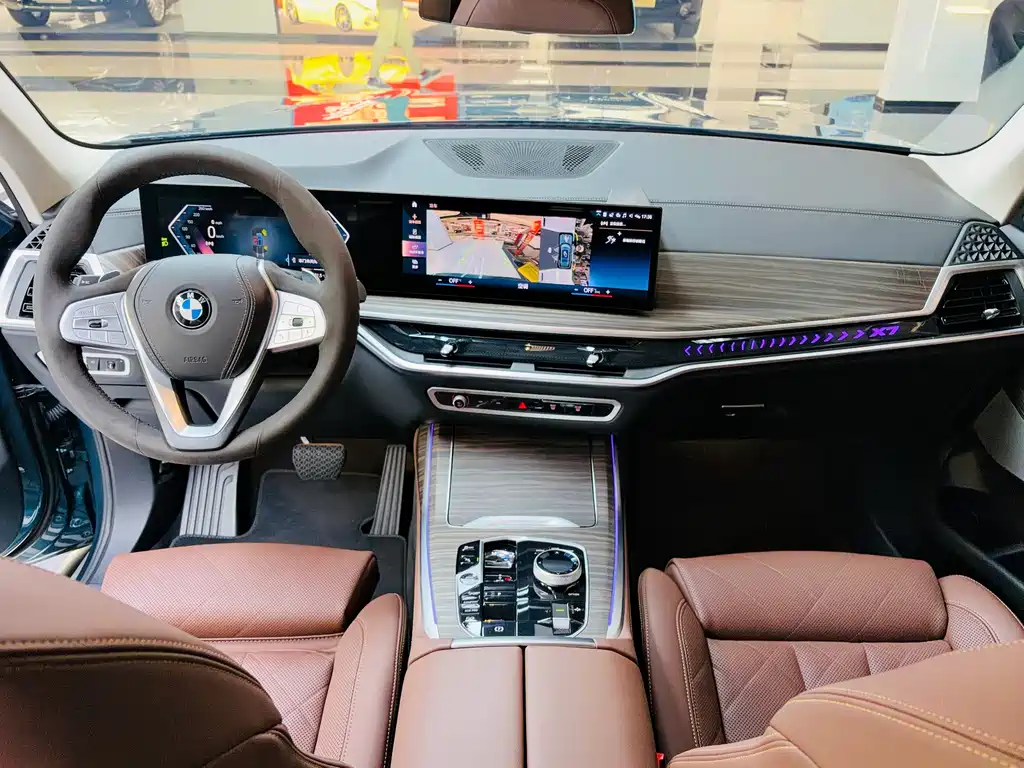 BMW X7 2023 xDrive40i Leading Luxury Package купить на сайте DeffCars