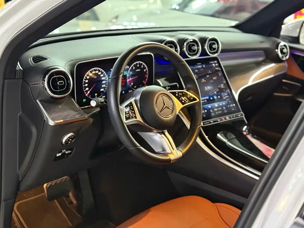 Mercedes-Benz GLC 2023 GLC 260 L 4MATIC Dynamic 5-seater купить на сайте DeffCars