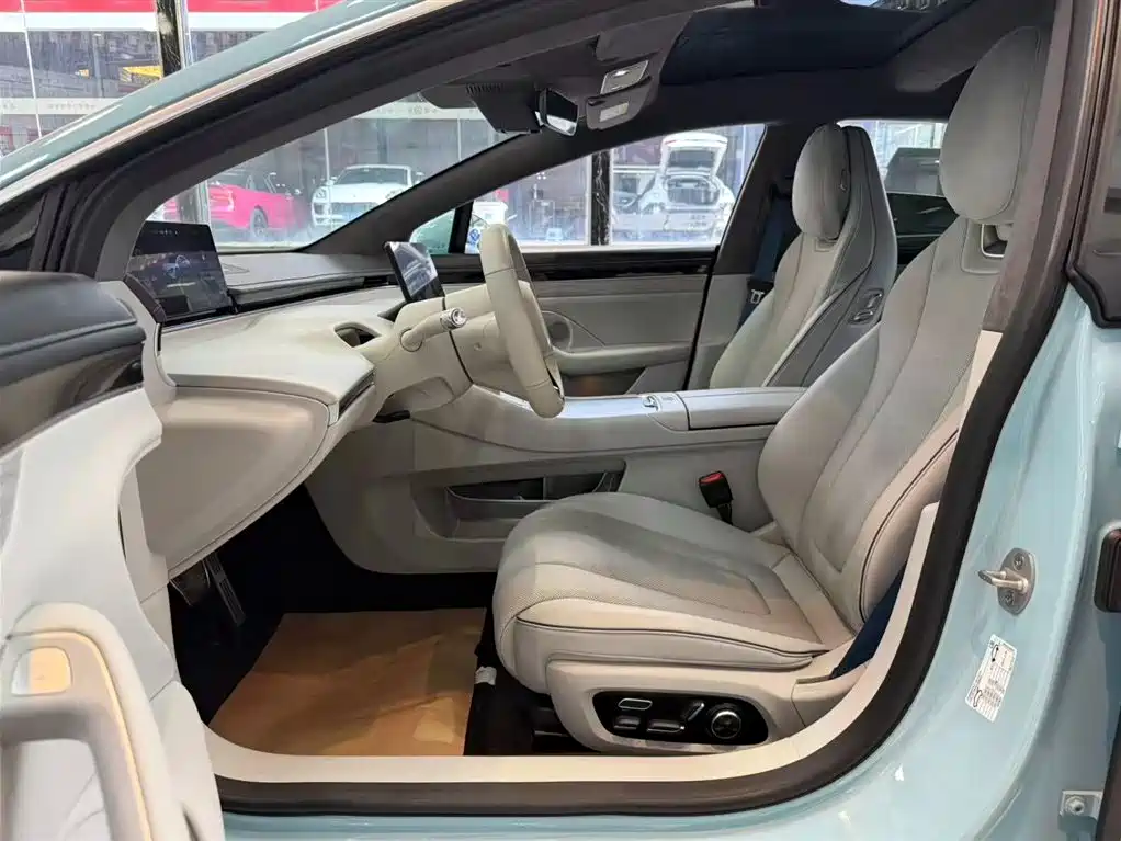 Zhijie S7 2025 model 705km Max купить на сайте DeffCars