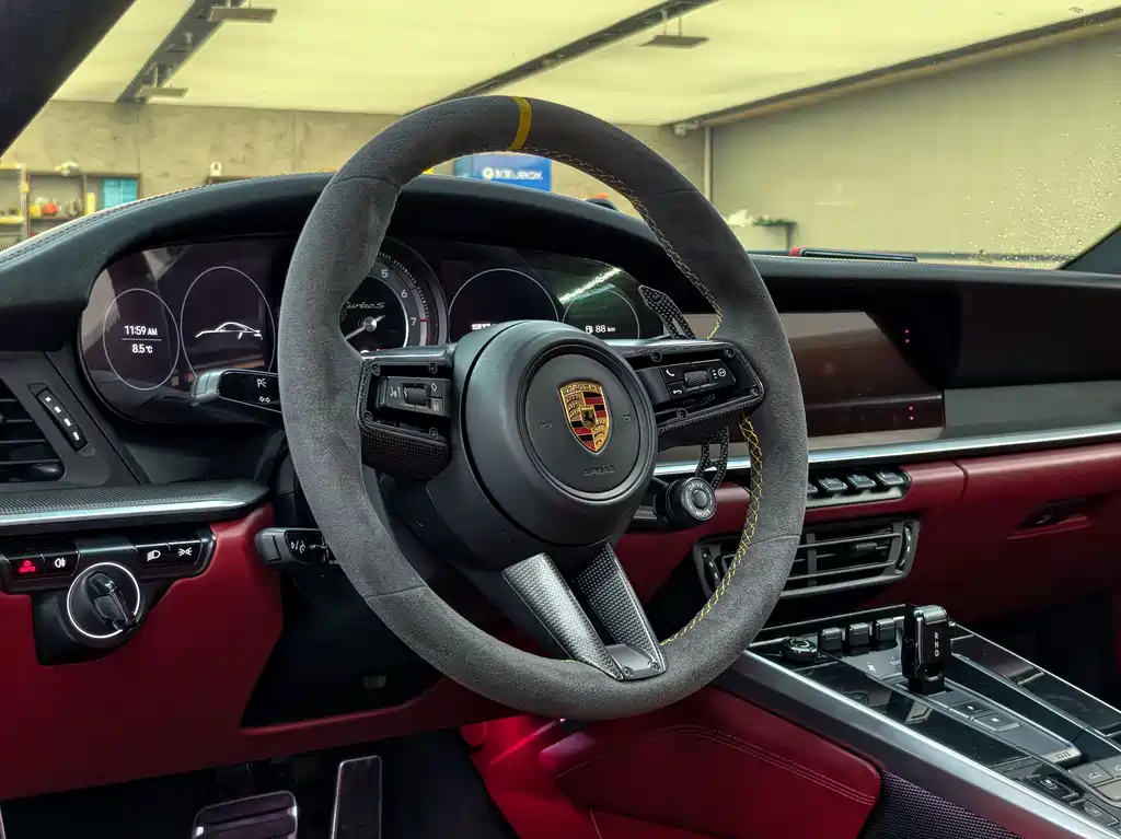 Porsche 911 2022 Turbo S 3.7T купить на сайте DeffCars