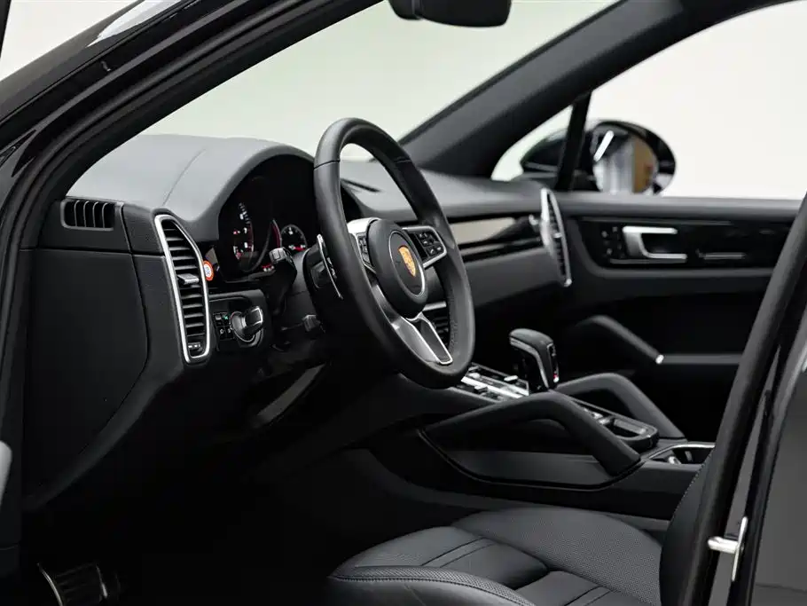 Cayenne 2018 Cayenne S 2.9T купить на сайте DeffCars