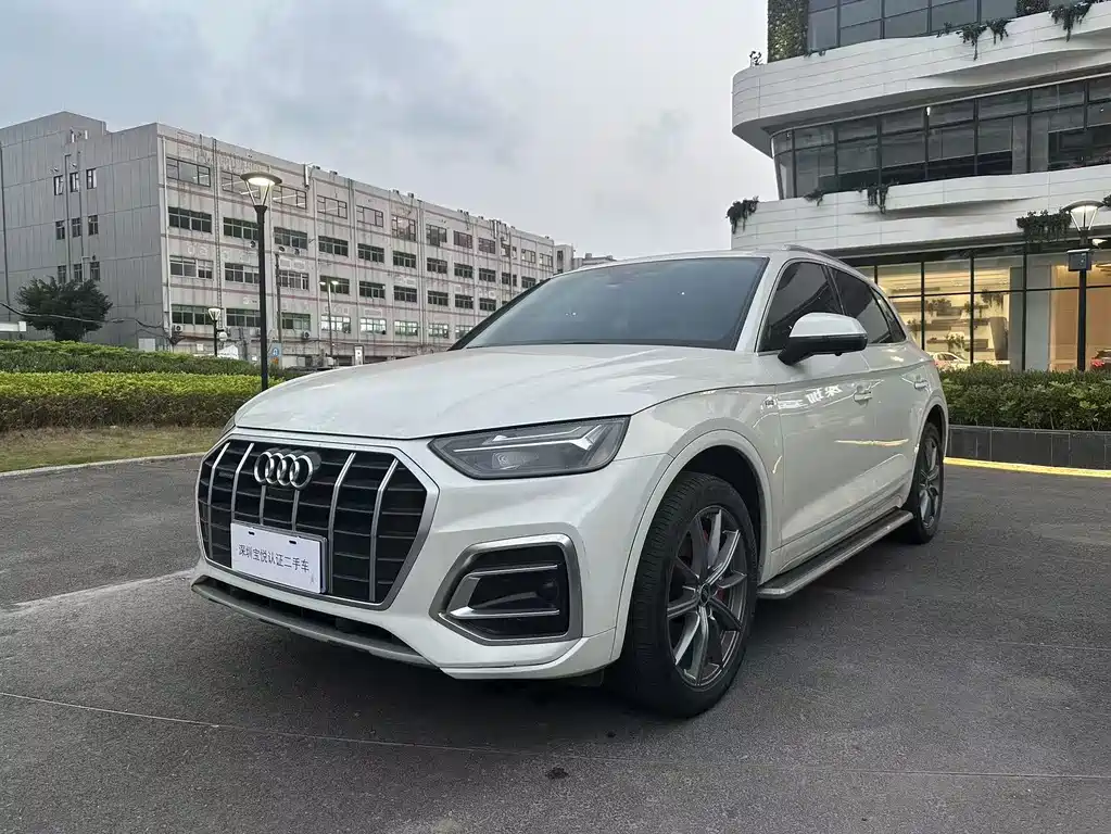Audi Q5L 2023 40T Fashionable and Elegant Model купить на сайте DeffCars