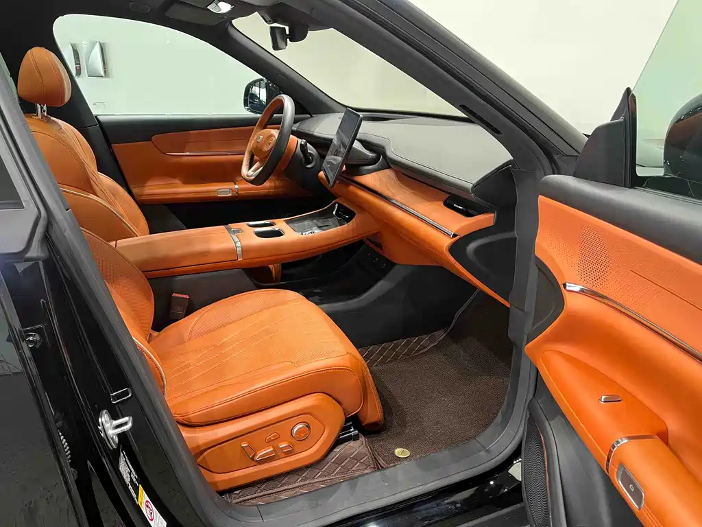 Changan Qiyuan Q07 2025 model 215 flagship PLUS купить на сайте DeffCars