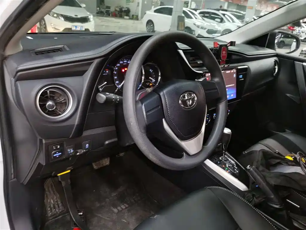 Corolla 2017 facelift 1.2T S-CVT GL купить на сайте DeffCars