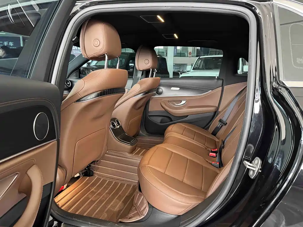 Mercedes-Benz E-Class 2023 E 260 L Sports купить на сайте DeffCars
