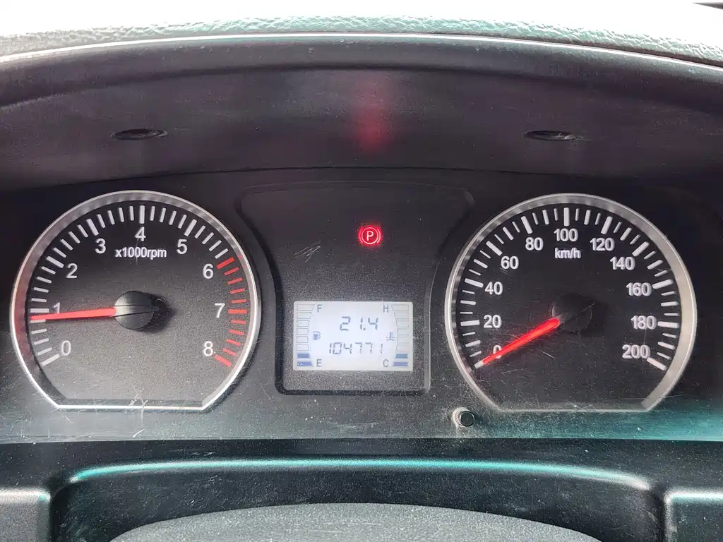 Lingzhi 2018 M3 1.6L 7-seat comfort model купить на сайте DeffCars