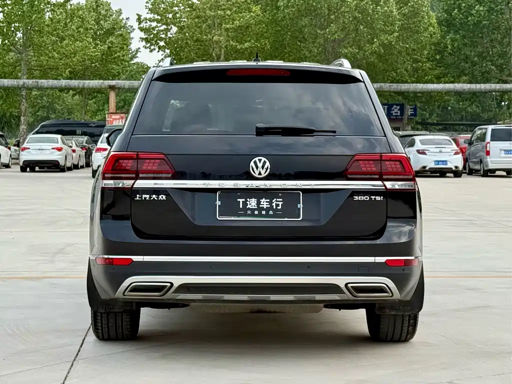 Touron 2017 380TSI four-wheel drive luxury version купить на сайте DeffCars