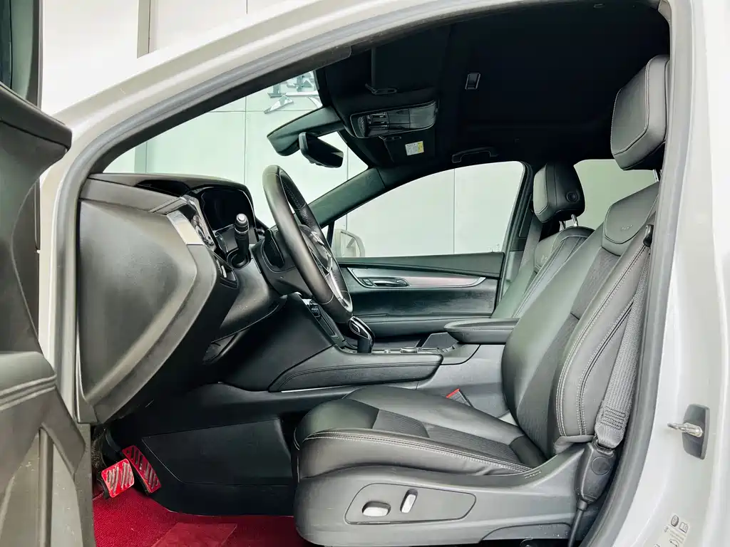 Cadillac XT5 2020 28T Technology купить на сайте DeffCars