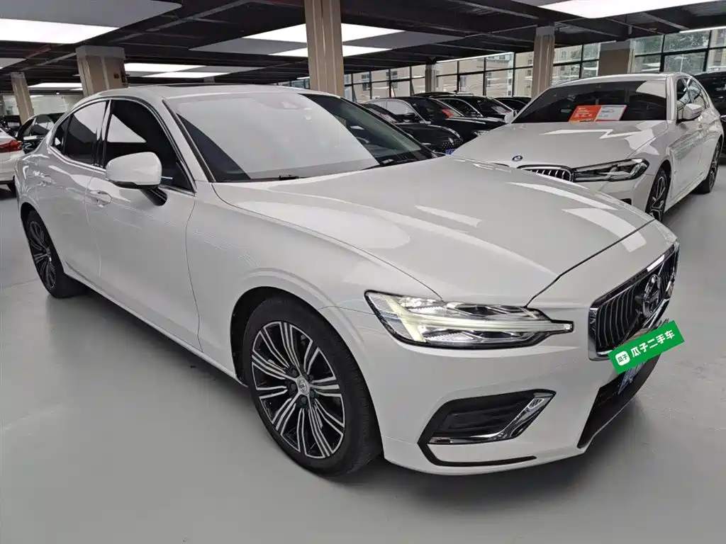 Volvo S60 2020 T4 Zhiyuan Luxury Edition купить на сайте DeffCars