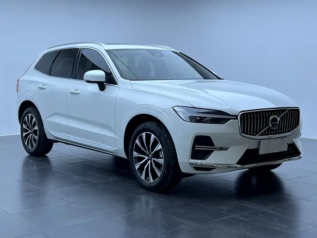 Volvo XC60 2023 B5 four-wheel drive Zhiyuan Deluxe Edition купить на сайте DeffCars