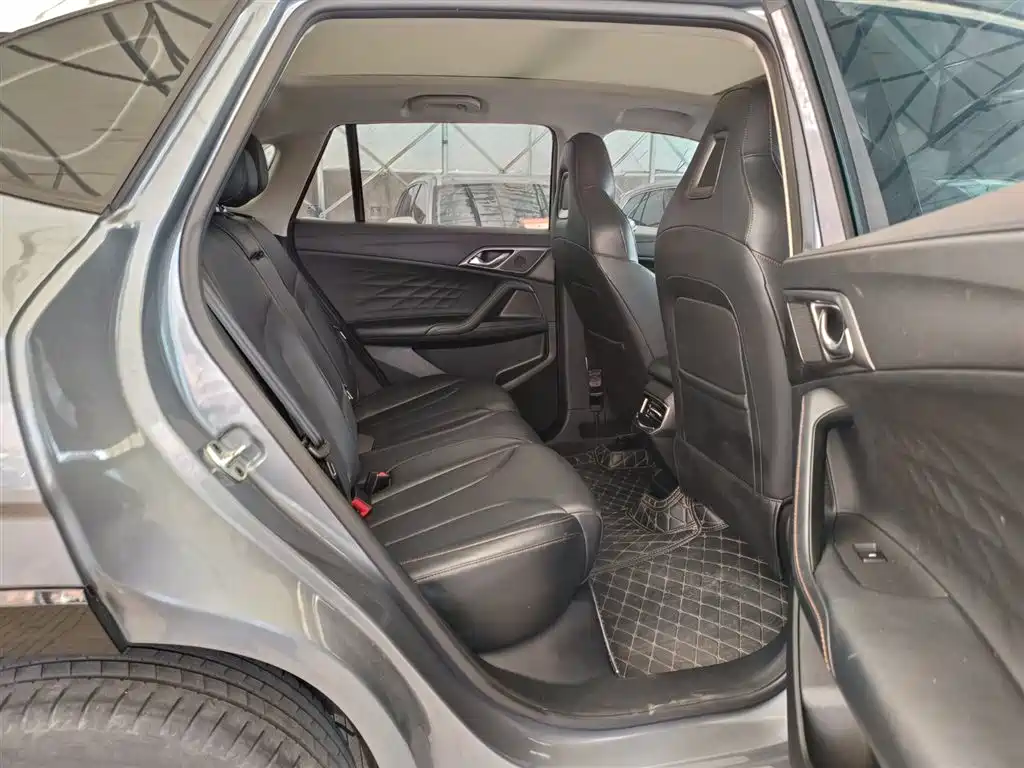 Roewe RX5 2023 1.5T Superior Edition купить на сайте DeffCars