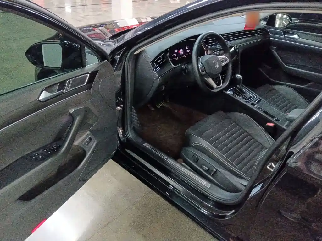 Magotan 2020 330TSI DSG luxury model купить на сайте DeffCars
