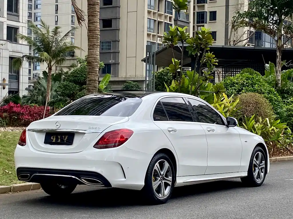 Mercedes-Benz C-Class 2019 C 260 L Sports Edition купить на сайте DeffCars