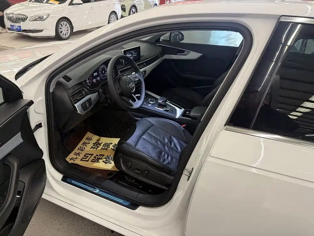 Audi A4L 2019 40 TFSI Fashion Type National VI купить на сайте DeffCars