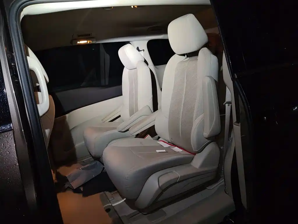 Buick GL8 2023 Land Business Class Comfort Type купить на сайте DeffCars