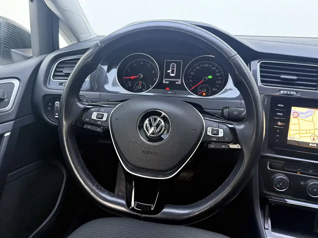 Golf 2020 Beloved Edition 280TSI DSG Comfort Type купить на сайте DeffCars