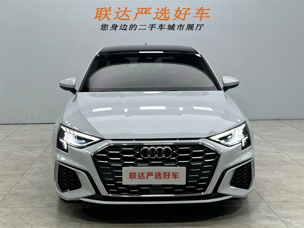 Audi A3 2023 Sportback 35 TFSI stylish and sporty купить на сайте DeffCars