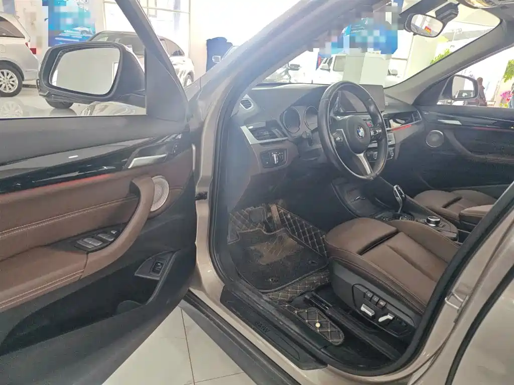 BMW X1 2022 sDrive25Li Leading Model купить на сайте DeffCars